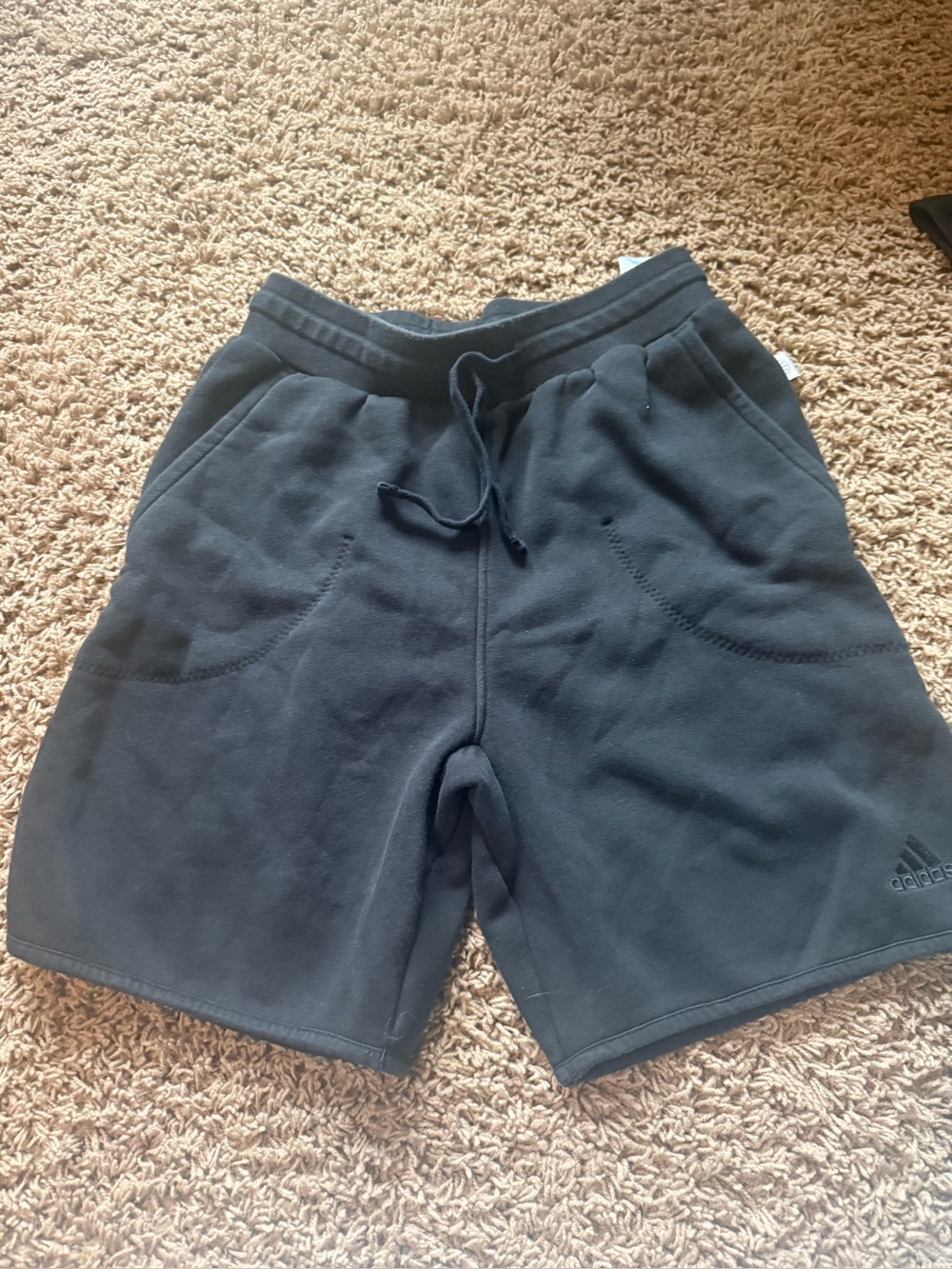 Adidas Fleece Black Men’s Athletic Drawstring Shorts 7 inch inseam Small